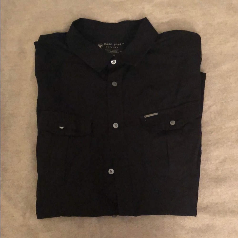 MARC ECKO BUTTON DOWN